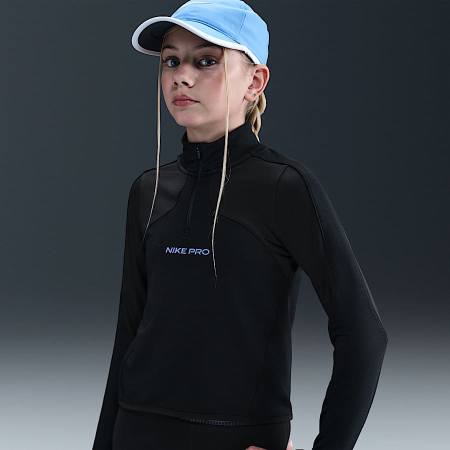 Nikeおすすめのスキーやスノーボードで着る必須アイテム8選.オンライン